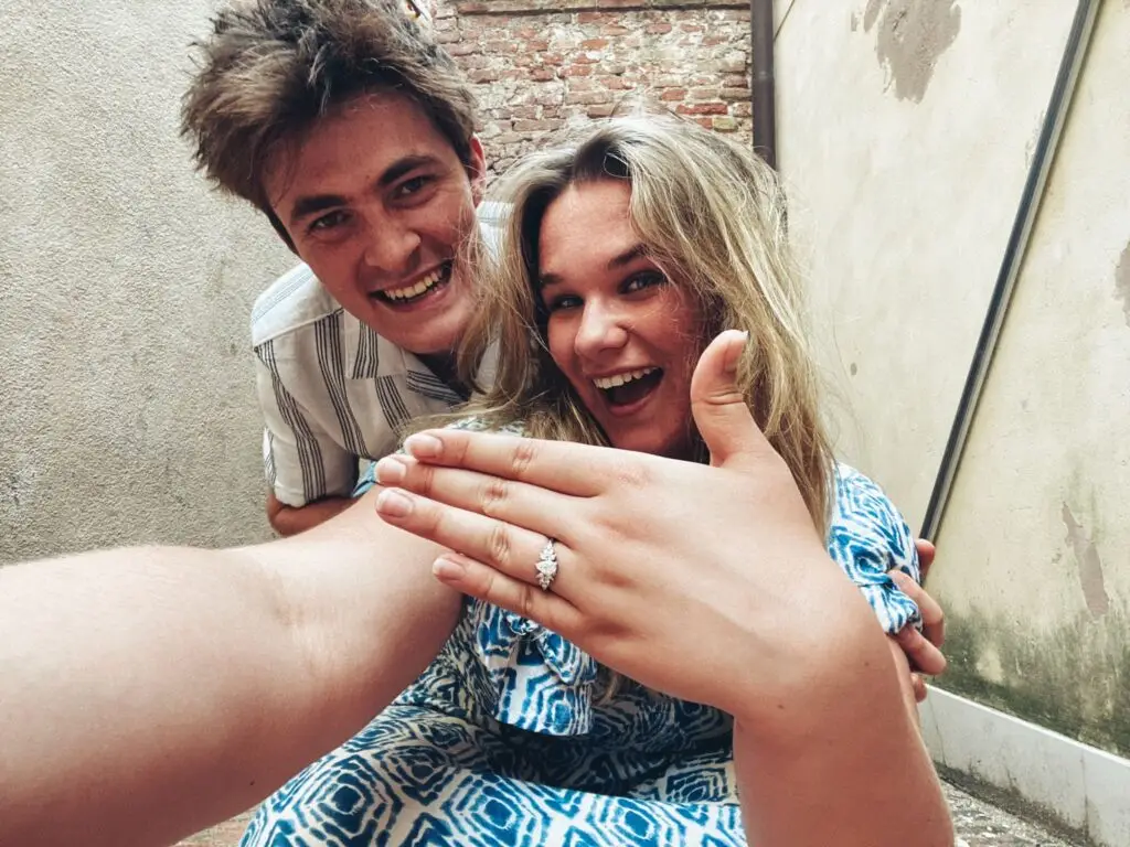 734554bb b300 4034 b812 66430ba53bde