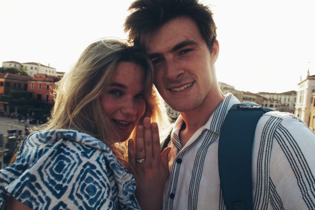 f7152e22 fecf 41a8 8803 76bbf9d97e5b